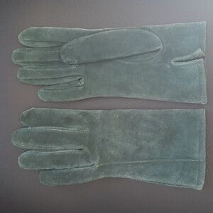 * Suede Gloves